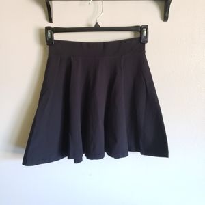 Black skater skirt